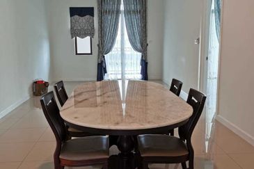 Isle of Kamares, Setia Eco Glades