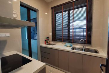 Isle of Kamares, Setia Eco Glades