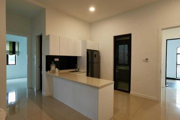 Isle of Kamares, Setia Eco Glades