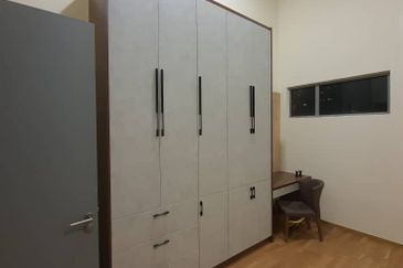 Symphony Hills Schubert