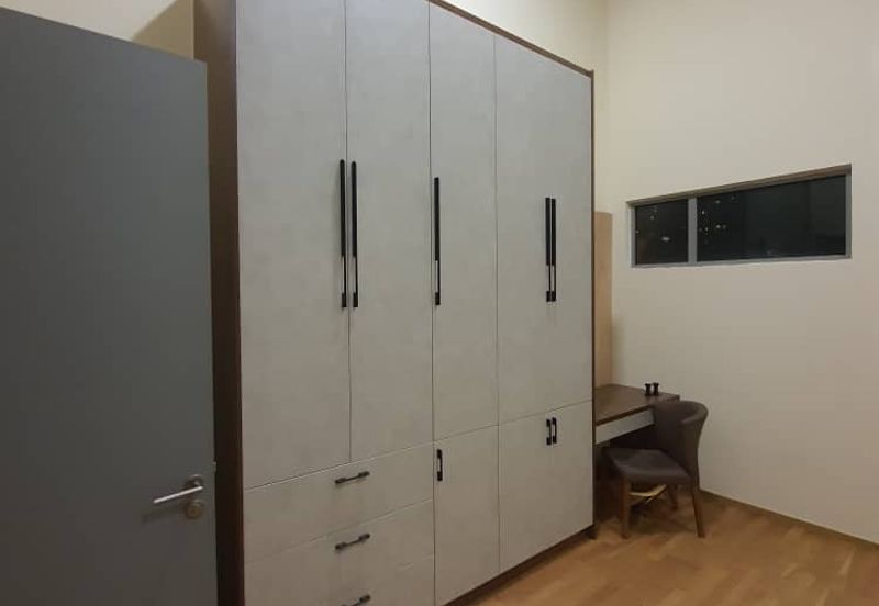 Symphony Hills Schubert