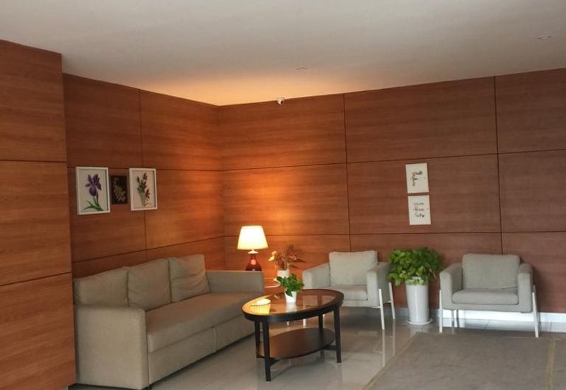 Lake Point Residence