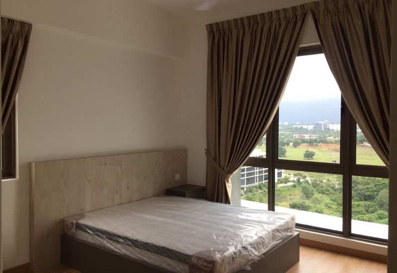 Lake Point Residence