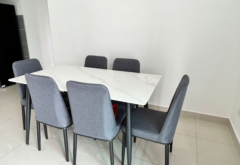 Lake Point Residence