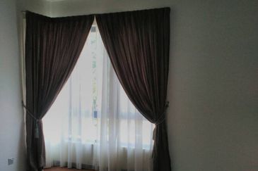 Summerglades, Perdana Lakeview West