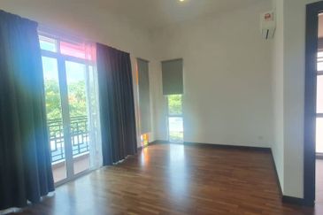 Eastern Heritage, Setia Eco Glades