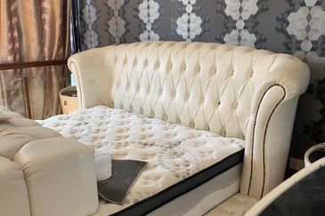 Mozart, Symphony Hills