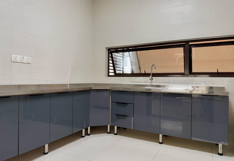 Mozart, Symphony Hills