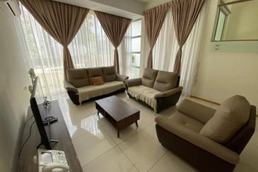 Symphony Hills Schubert