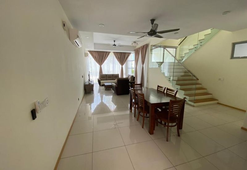 Symphony Hills Schubert