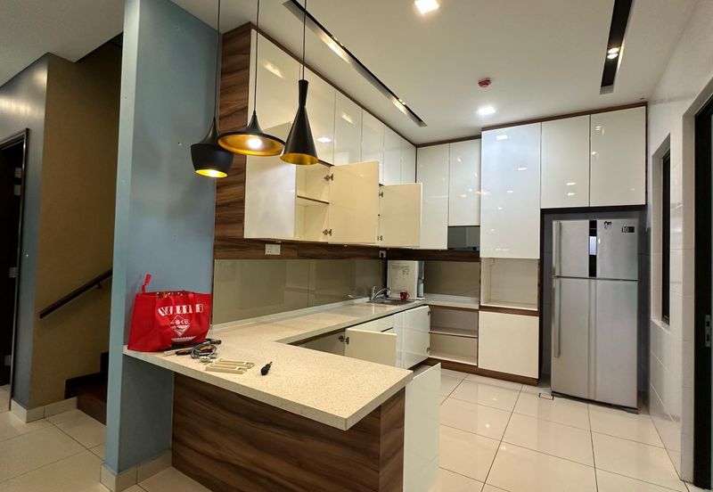 Lepironia Gardens, Setia Eco Glades