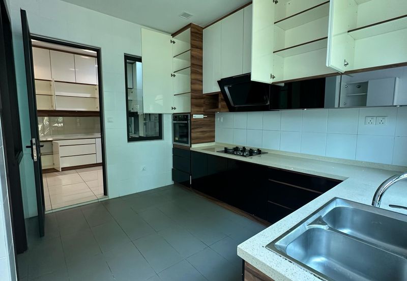 Lepironia Gardens, Setia Eco Glades