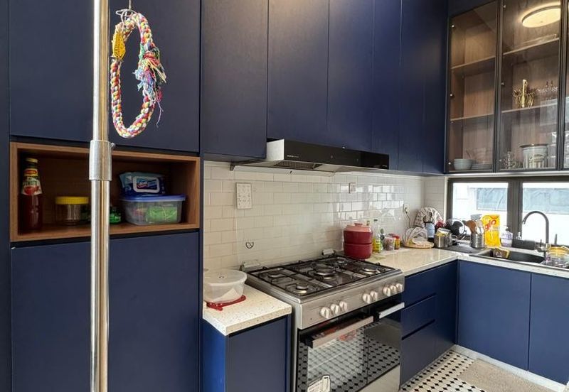 Full furnished Type B 4 rooms mulia for rent!