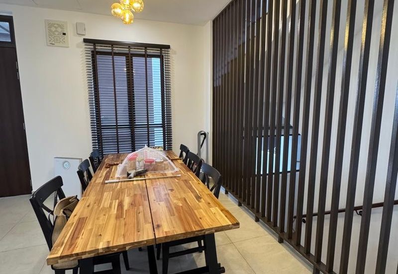 Full furnished Type B 4 rooms mulia for rent!