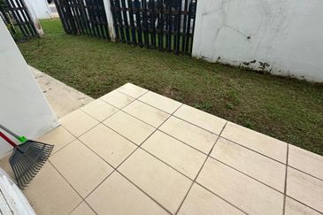 MYDiva, Perdana Lakeview East