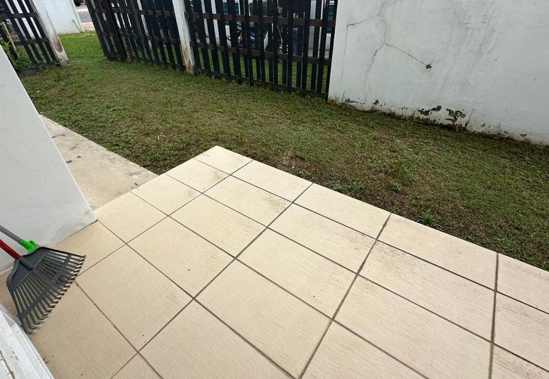 MYDiva, Perdana Lakeview East