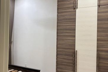 Isle of Kamares, Setia Eco Glades