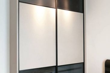 Lake Point Residence