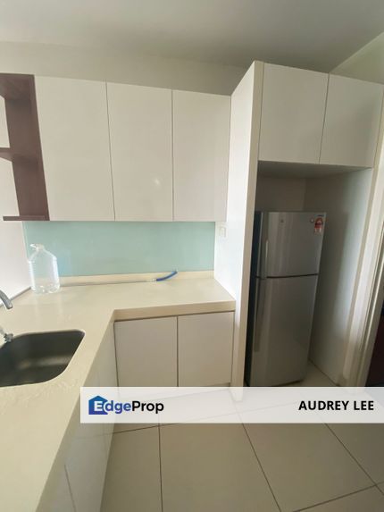 Partly furnished cristal serin for rent!, Selangor, Cyberjaya