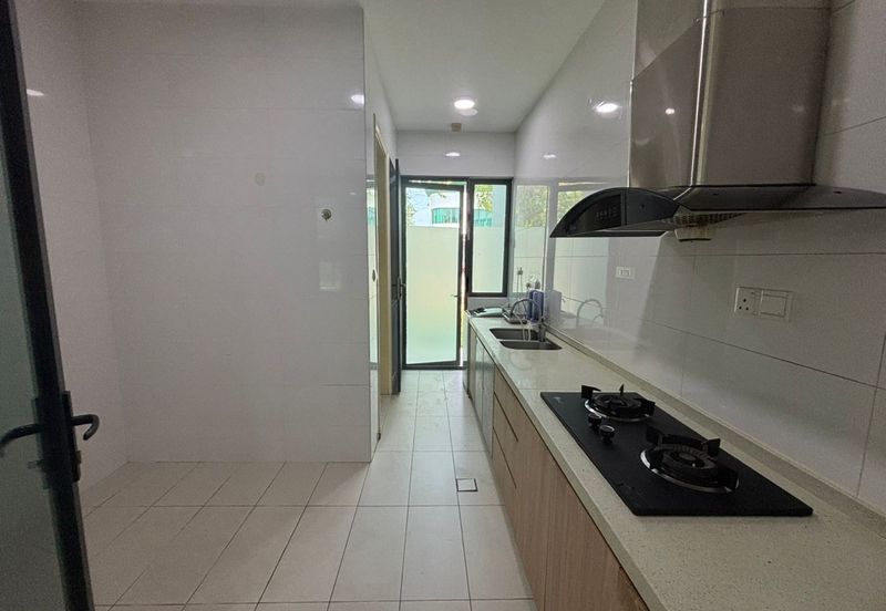 Lepironia Gardens, Setia Eco Glades