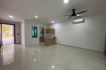 Lepironia Gardens, Setia Eco Glades