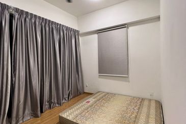 Lake Point Residence