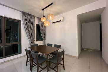 Lake Point Residence