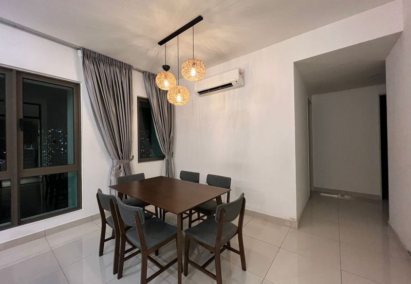 Lake Point Residence