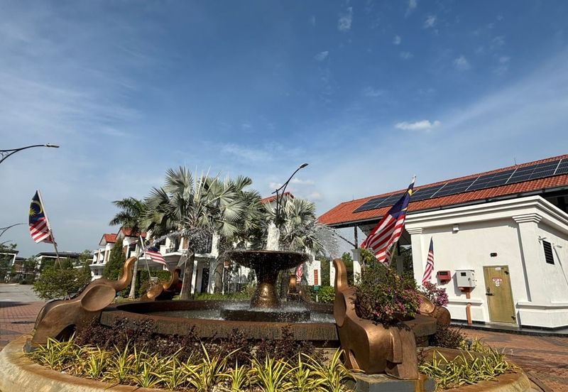 Reef Of Tropics, Setia Eco Glades