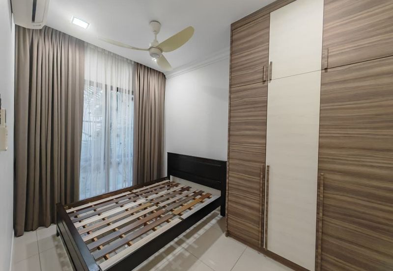 Isle of Kamares, Setia Eco Glades