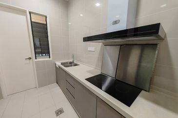 Isle of Kamares, Setia Eco Glades