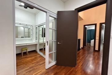 Isle of Botanica, Setia Eco Glades