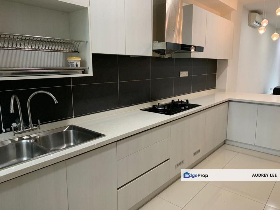 landed with 5 rooms for rent!, Selangor, Cyberjaya