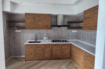 Jewels of Grasmere, Setia Marina