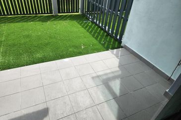 Jewels of Grasmere, Setia Marina