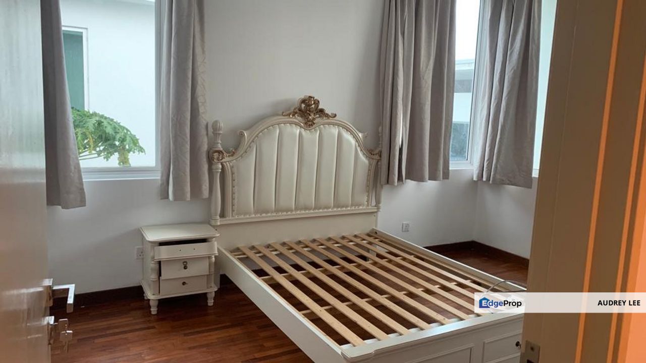 Semi-D for rent! Party furnished!, Selangor, Cyberjaya