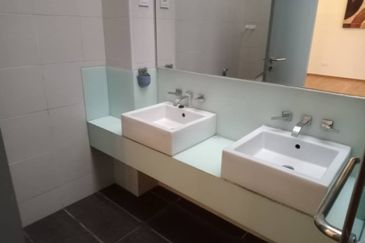 Symphony Hills Schubert