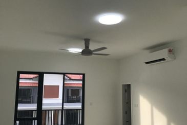 Reef Of Tropics, Setia Eco Glades