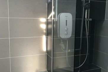 Reef Of Tropics, Setia Eco Glades