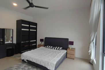 Reef Of Tropics, Setia Eco Glades