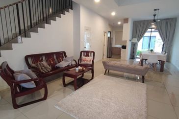 Reef Of Tropics, Setia Eco Glades