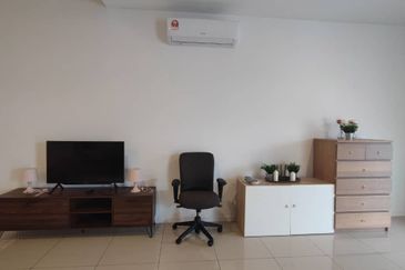 Reef Of Tropics, Setia Eco Glades