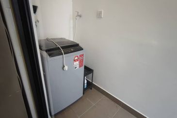 Reef Of Tropics, Setia Eco Glades