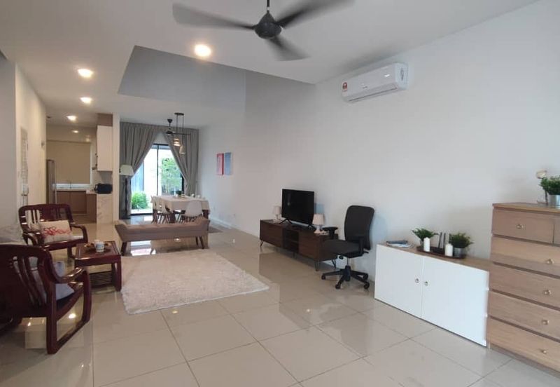 Reef Of Tropics, Setia Eco Glades