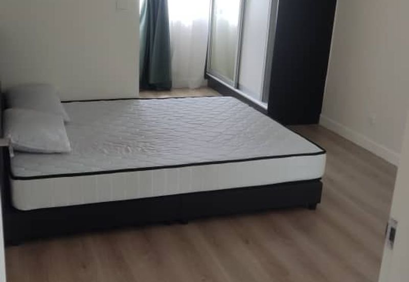 Monet Lily @ Sunsuria City