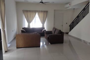 Monet Lily @ Sunsuria City