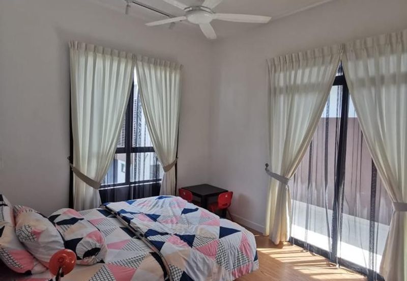 full furnished Type B mulia for rent!