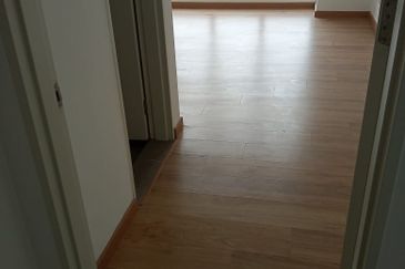 Lake Point Residence