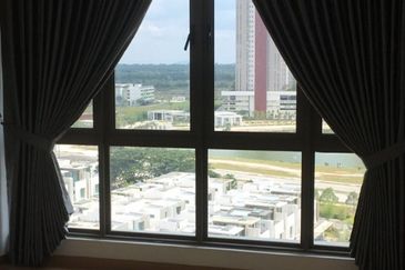 Lake Point Residence