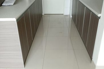 Lake Point Residence